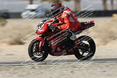 media/Dec-01-2025-Moto Forza (Mon) [[2daa91e15f]]/1-Advanced Group/Session 3 Turn 3 Exit Bump Pans/